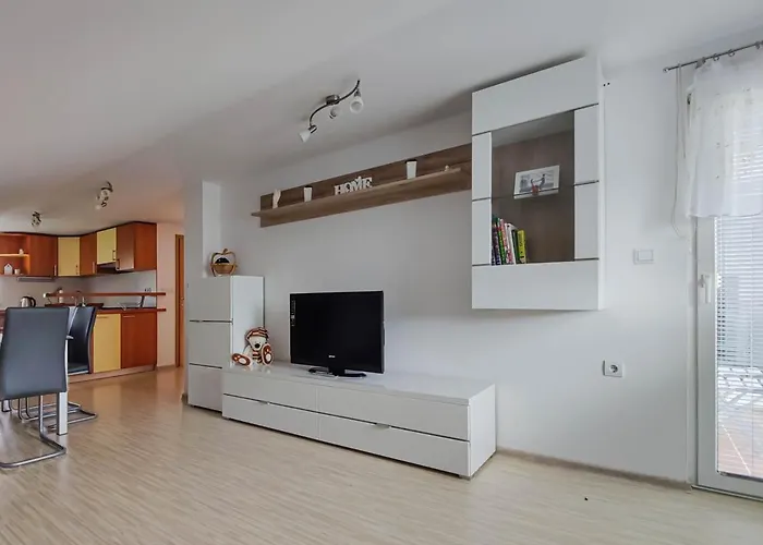 Apartma Hilltop Haven Appartement *